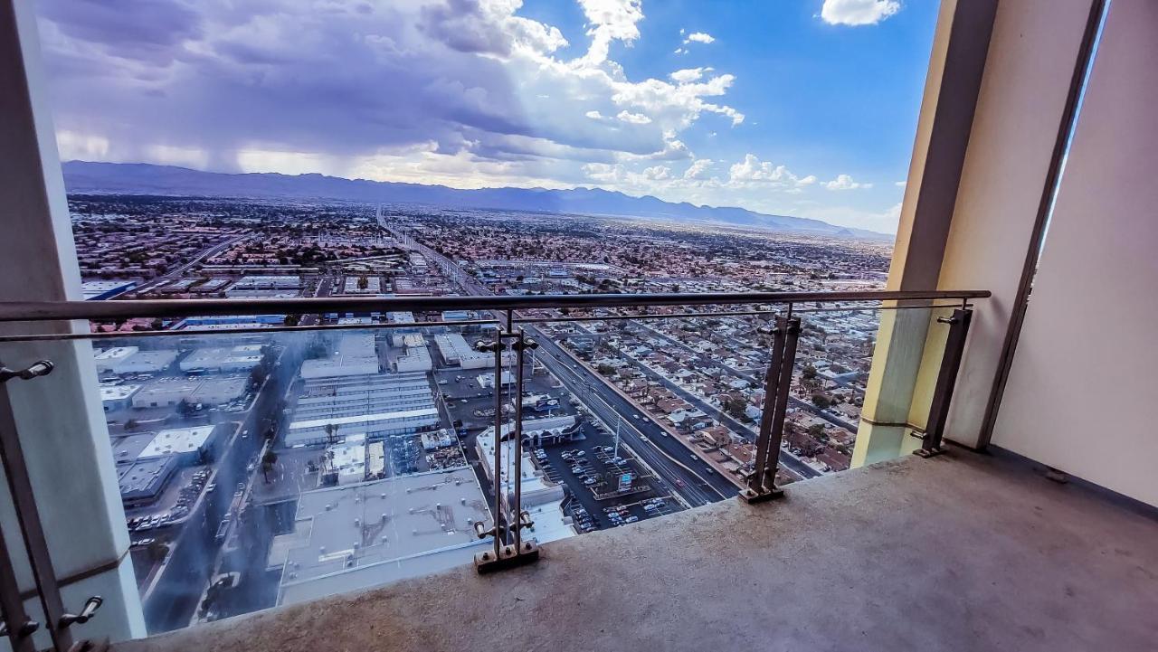 Luxury 53Rd Flr Condo With Amazing Sunset View & Balcony No Refee At Palms Place Las Vegas Kültér fotó