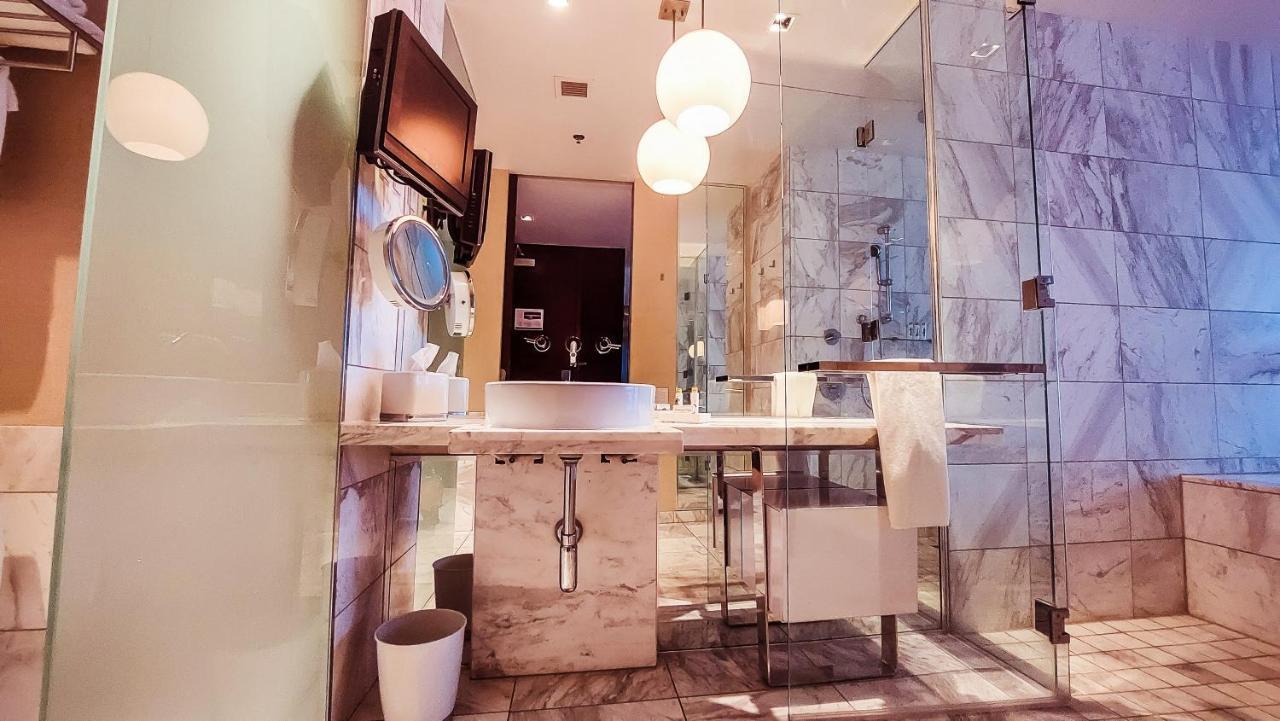 Luxury 53Rd Flr Condo With Amazing Sunset View & Balcony No Refee At Palms Place Las Vegas Kültér fotó
