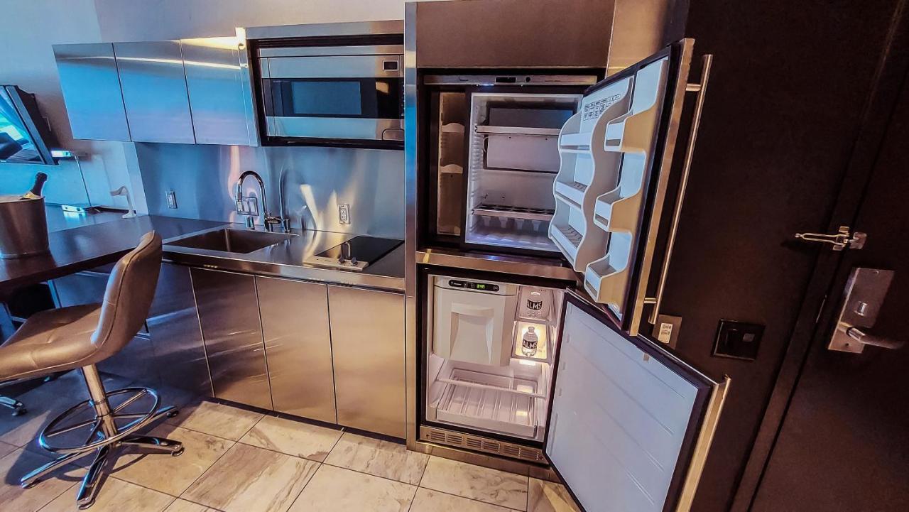 Luxury 53Rd Flr Condo With Amazing Sunset View & Balcony No Refee At Palms Place Las Vegas Kültér fotó